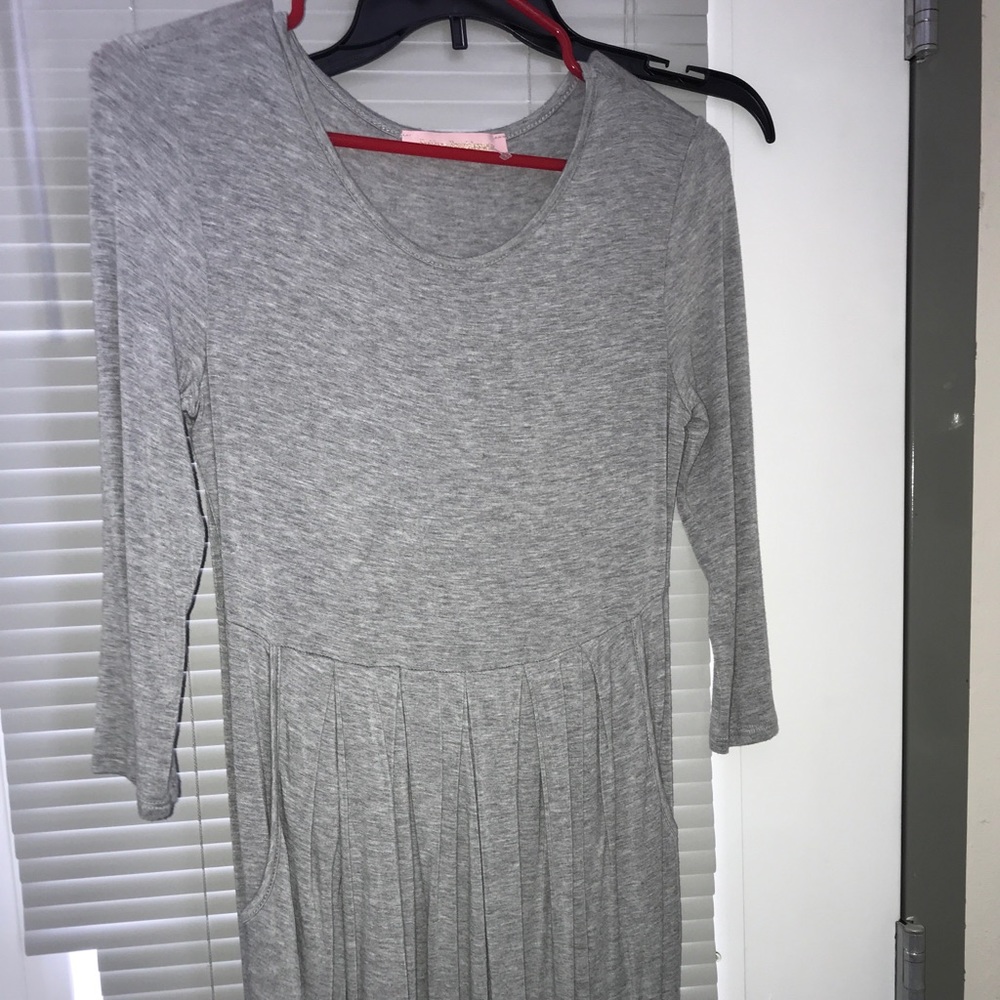 One size fits all T-shirt dress with pockets